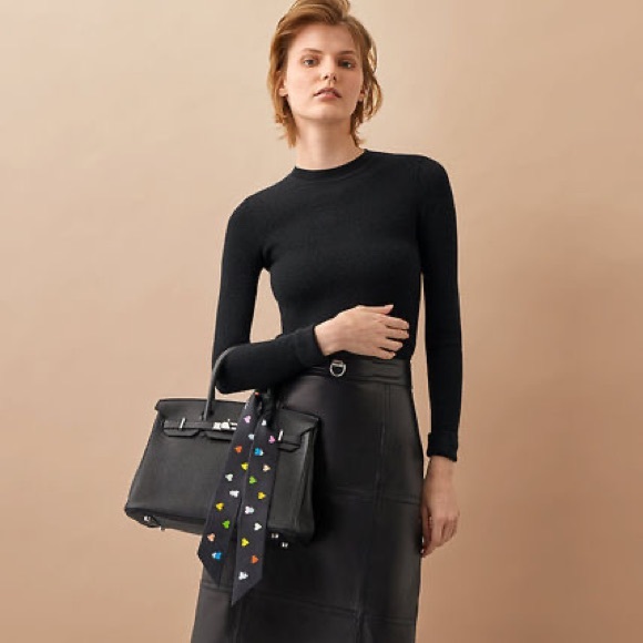 Hermes Tea Time Twilly noir black in heart-shaped box - Picture 4 of 4